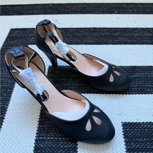 Chase and Chloe Black Mary Jane Oxford Heels